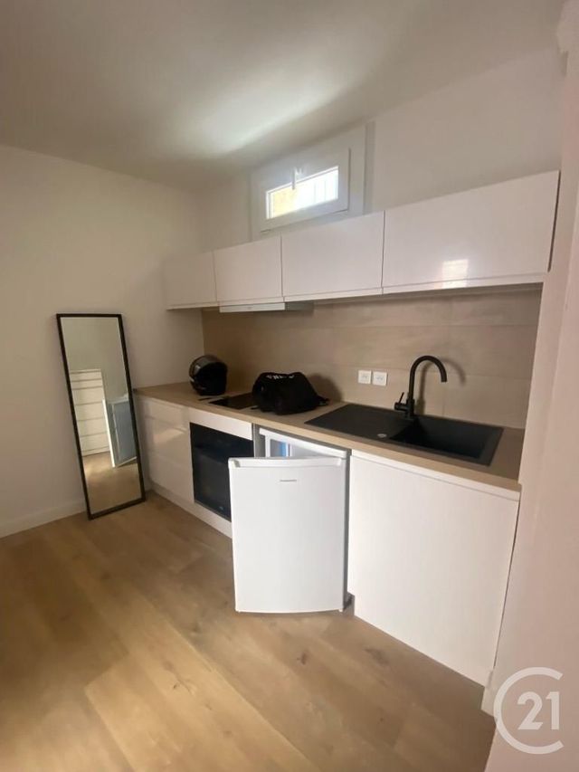 Appartement Studio &agrave; louer - 1 pi&egrave;ce - 19,60 m2 - Nice - 06 - PROVENCE-ALPES-COTE-D-AZUR