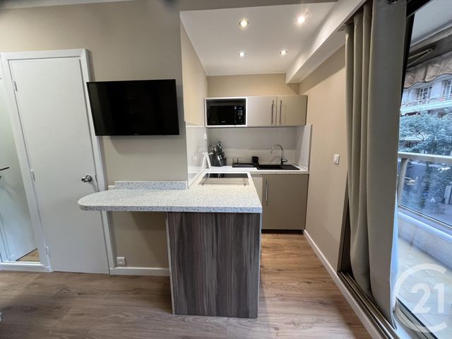 Appartement Studio &agrave; louer - 1 pi&egrave;ce - 16,04 m2 - Nice - 06 - PROVENCE-ALPES-COTE-D-AZUR