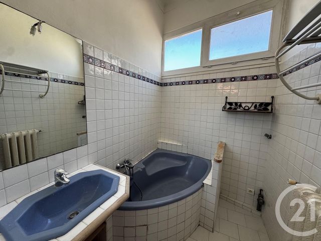 Appartement F3 &agrave; louer - 3 pi&egrave;ces - 60,47 m2 - Nice - 06 - PROVENCE-ALPES-COTE-D-AZUR