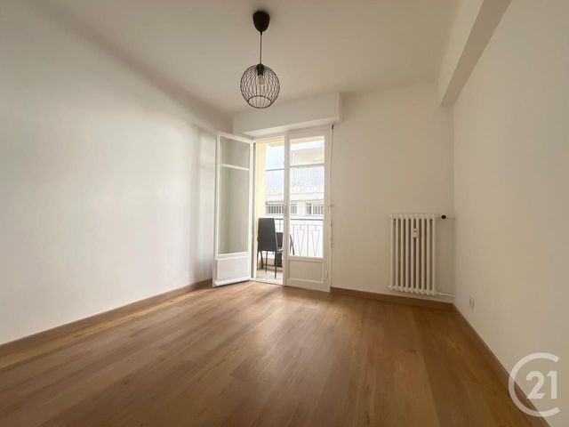 Appartement F3 &agrave; louer - 3 pi&egrave;ces - 56,30 m2 - Nice - 06 - PROVENCE-ALPES-COTE-D-AZUR