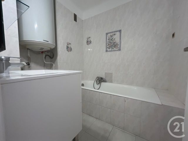 Appartement F3 &agrave; louer - 3 pi&egrave;ces - 56,30 m2 - Nice - 06 - PROVENCE-ALPES-COTE-D-AZUR