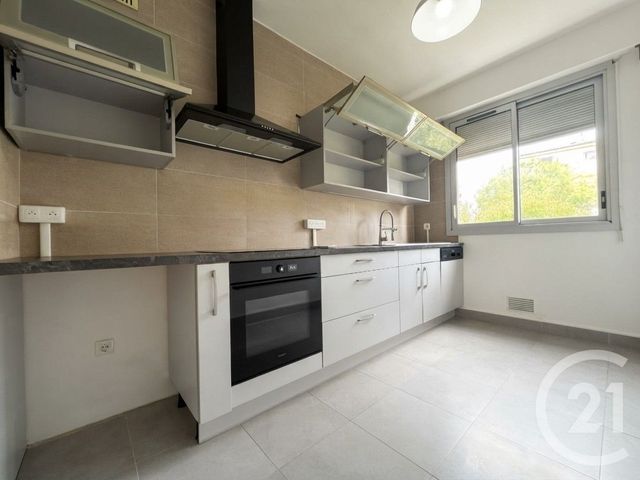Appartement F3 &agrave; louer - 3 pi&egrave;ces - 70,61 m2 - Nice - 06 - PROVENCE-ALPES-COTE-D-AZUR