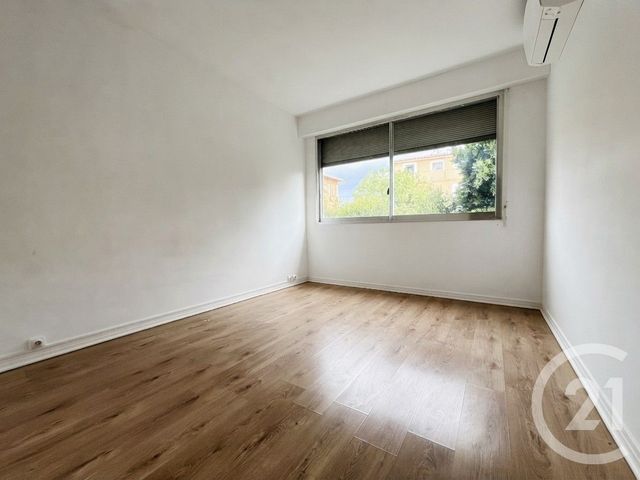 Appartement F3 &agrave; louer - 3 pi&egrave;ces - 70,61 m2 - Nice - 06 - PROVENCE-ALPES-COTE-D-AZUR