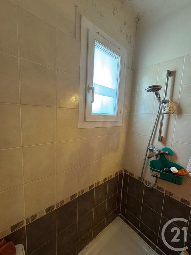 Appartement &agrave; louer - 2 pi&egrave;ces - 39,73 m2 - Tourrette Levens - 06 - PROVENCE-ALPES-COTE-D-AZUR