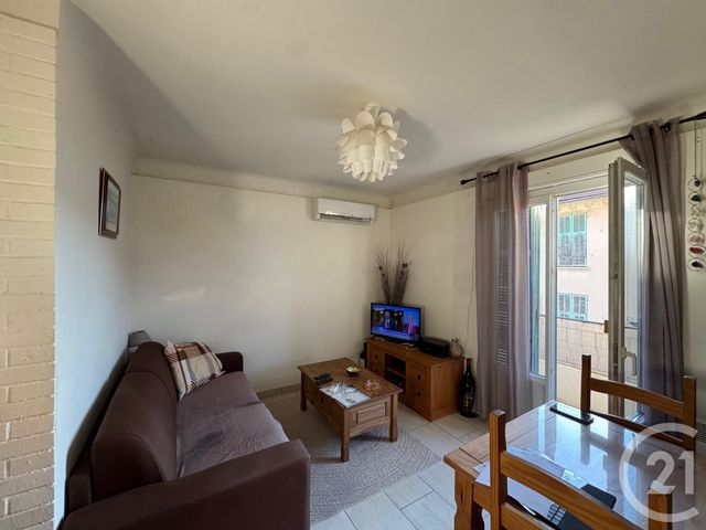 Appartement &agrave; louer - 2 pi&egrave;ces - 39,73 m2 - Tourrette Levens - 06 - PROVENCE-ALPES-COTE-D-AZUR