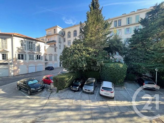 Appartement Studio à louer - 1 pièce - 10,96 m2 - Nice - 06 - PROVENCE-ALPES-COTE-D-AZUR