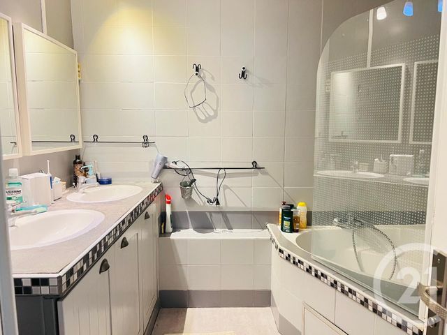 Maison &agrave; vendre - 7 pi&egrave;ces - 203,98 m2 - Bu - 28 - CENTRE