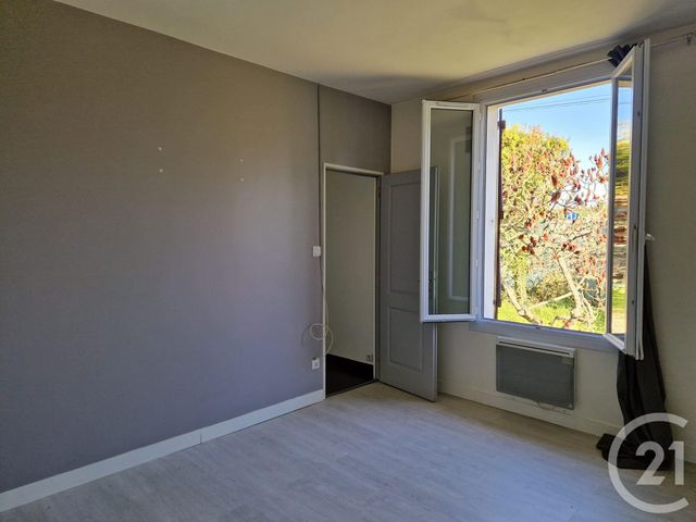 Maison &agrave; vendre - 4 pi&egrave;ces - 105 m2 - Oulins - 28 - CENTRE