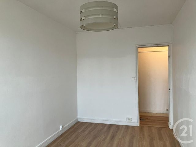 Appartement F2 &agrave; louer - 2 pi&egrave;ces - 43,57 m2 - Dreux - 28 - CENTRE