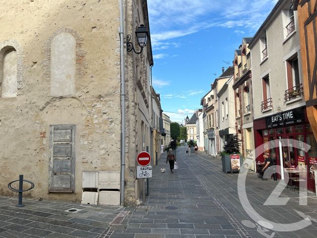 Maison à vendre - 2 pièces - 140 m2 - Dreux - 28 - CENTRE
