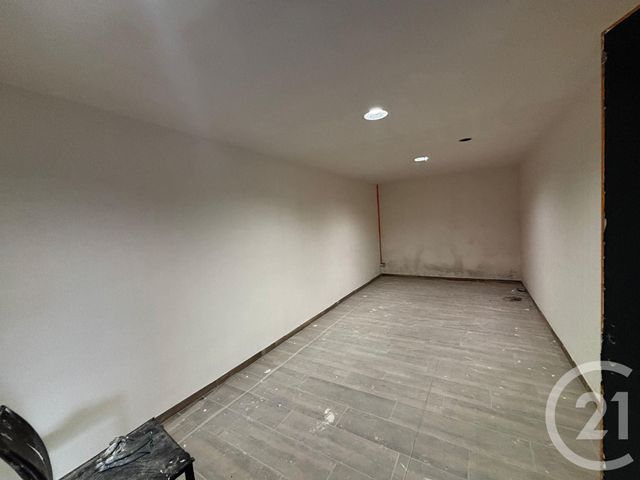 Local commercial à louer - 451.83 m2 - 28 - Eure-et-Loir