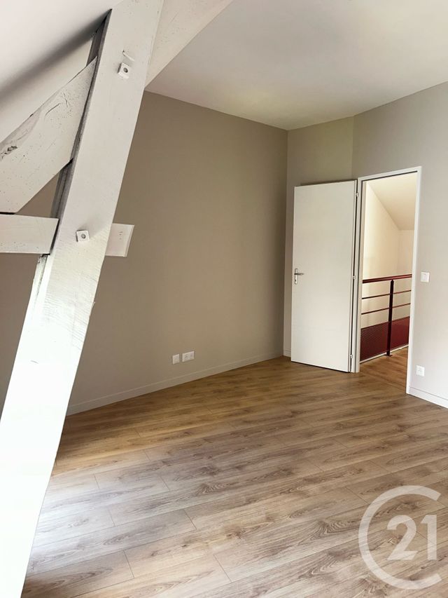 Appartement F3 &agrave; louer - 3 pi&egrave;ces - 65,25 m2 - Houdan - 78 - ILE-DE-FRANCE