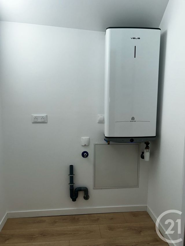 Appartement F3 &agrave; louer - 3 pi&egrave;ces - 65,25 m2 - Houdan - 78 - ILE-DE-FRANCE