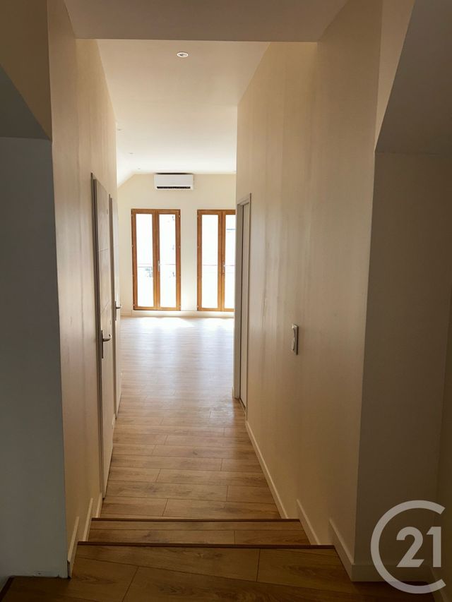 Appartement F3 &agrave; louer - 3 pi&egrave;ces - 65,25 m2 - Houdan - 78 - ILE-DE-FRANCE