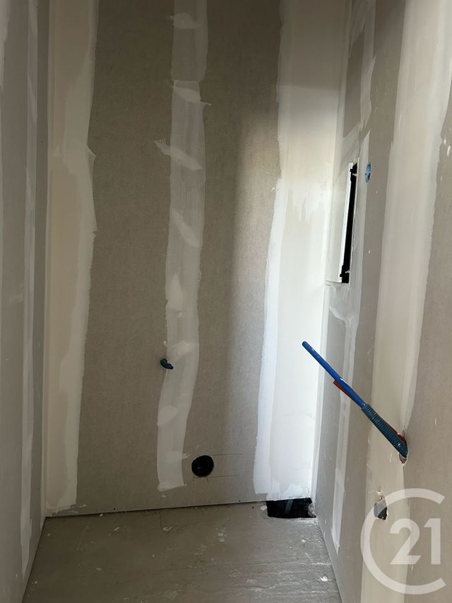 Local commercial à louer - 72.43 m2 - 78 - Yvelines