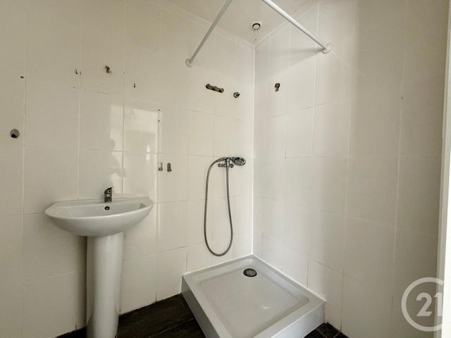 Maison à vendre - 3 pièces - 37 m2 - Vernouillet - 28 - CENTRE