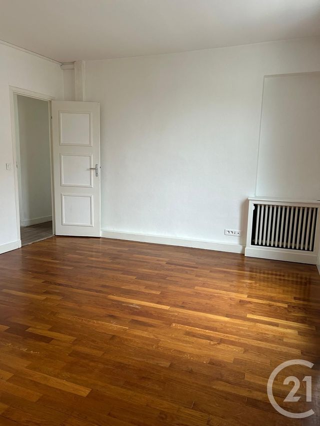 Appartement Autre à vendre - 20 pièces - 162,78 m2 - Anet - 28 - CENTRE