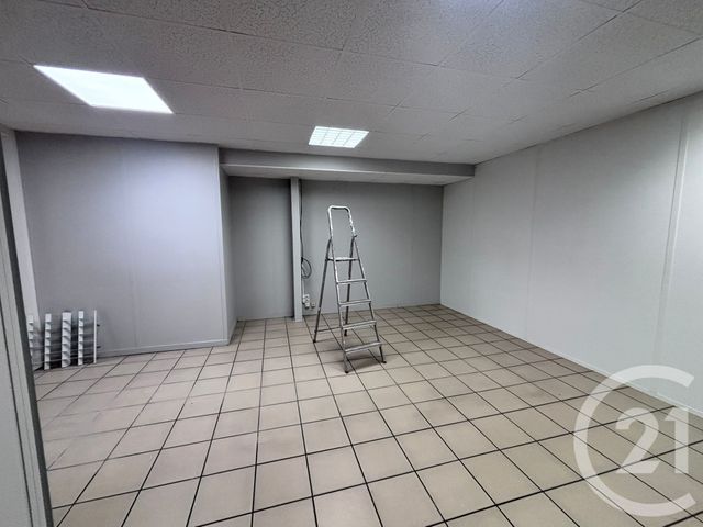 Local commercial à louer - 45.0 m2 - 28 - Eure-et-Loir