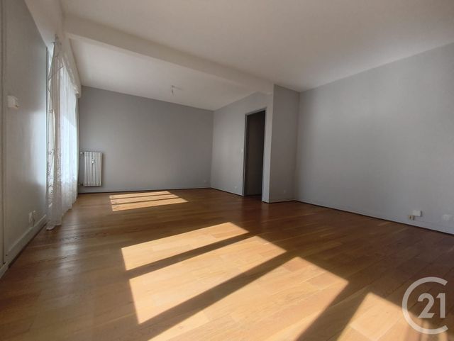 Appartement F4 à louer - 4 pièces - 78,03 m2 - Dreux - 28 - CENTRE