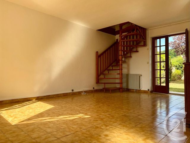 Maison à vendre - 4 pièces - 84 m2 - Ezy Sur Eure - 27 - HAUTE-NORMANDIE