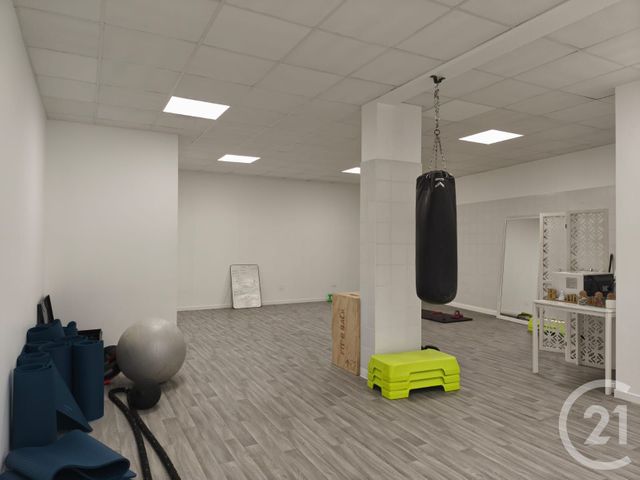 Local commercial à louer - 120.0 m2 - 27 - Eure