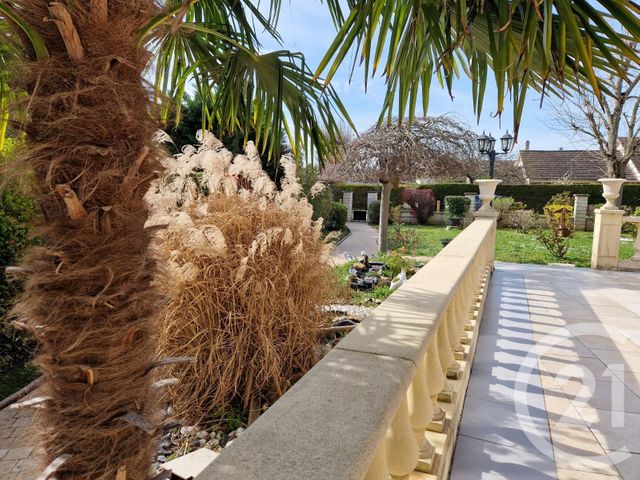 Maison à vendre - 6 pièces - 194 m2 - Anet - 28 - CENTRE