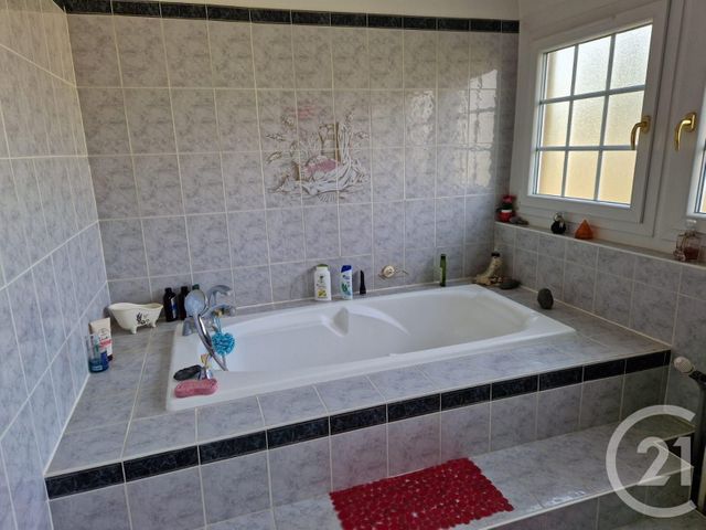 Maison à vendre - 6 pièces - 194 m2 - Anet - 28 - CENTRE