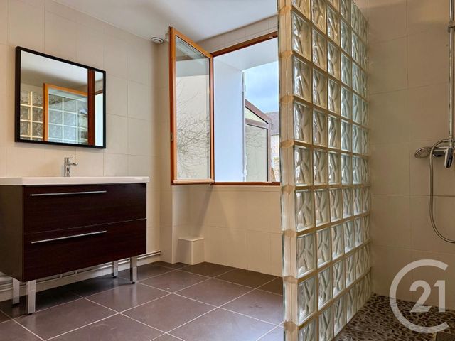 Maison à vendre - 8 pièces - 203 m2 - Vernouillet - 28 - CENTRE