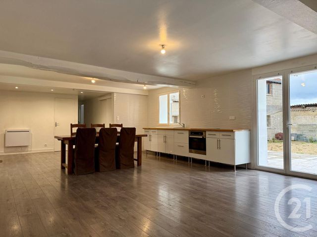 Maison à vendre - 8 pièces - 203 m2 - Vernouillet - 28 - CENTRE