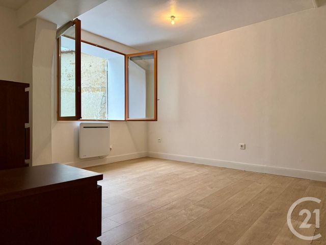 Maison à vendre - 8 pièces - 203 m2 - Vernouillet - 28 - CENTRE