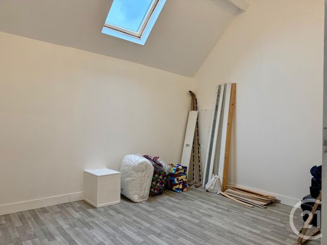 Maison à vendre - 8 pièces - 203 m2 - Vernouillet - 28 - CENTRE