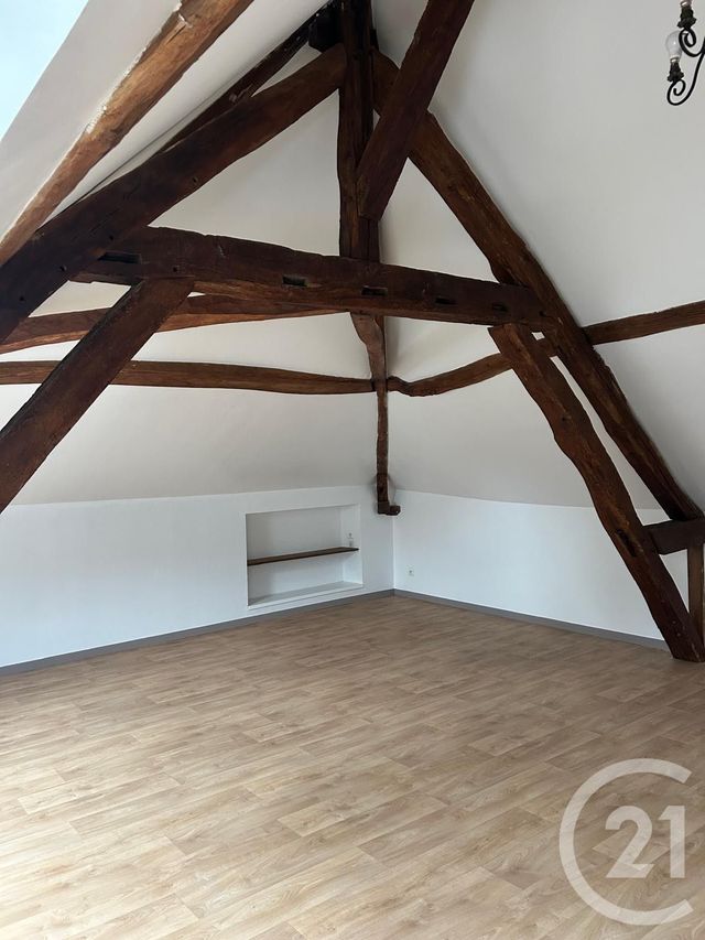 Appartement F6 à louer - 6 pièces - 123,96 m2 - Ivry La Bataille - 27 - HAUTE-NORMANDIE