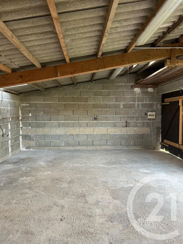 Parking &agrave; louer - 45 m2 - Saussay - 28 - CENTRE