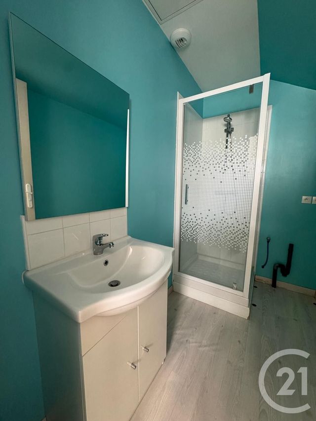 Appartement T2 &agrave; louer - 2 pi&egrave;ces - 37,45 m2 - St Remy Sur Avre - 28 - CENTRE