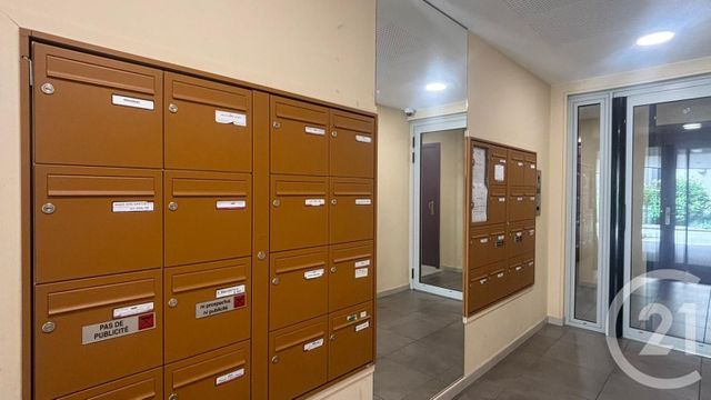 Appartement T2 &agrave; vendre - 2 pi&egrave;ces - 42 m2 - Dreux - 28 - CENTRE