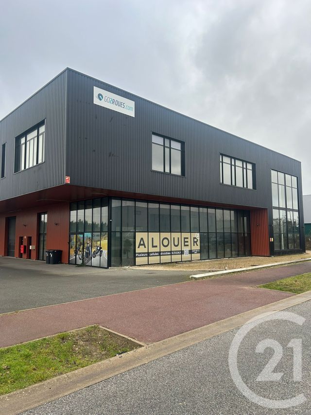 Local commercial à louer - 315.0 m2 - 78 - Yvelines