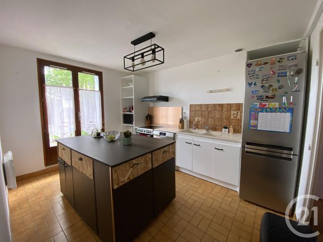 Maison &agrave; louer - 5 pi&egrave;ces - 96,69 m2 - Oulins - 28 - CENTRE