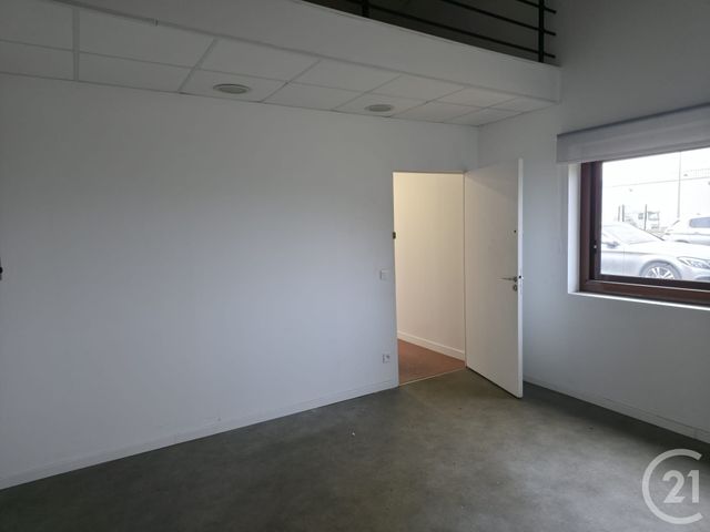 Local commercial à louer - 175.0 m2 - 28 - Eure-et-Loir