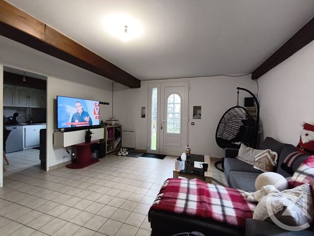 Maison &agrave; louer - 4 pi&egrave;ces - 80,10 m2 - Saussay - 28 - CENTRE