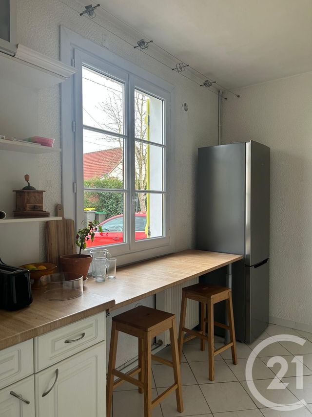 Maison &agrave; louer - 5 pi&egrave;ces - 111,22 m2 - Sorel Moussel - 28 - CENTRE