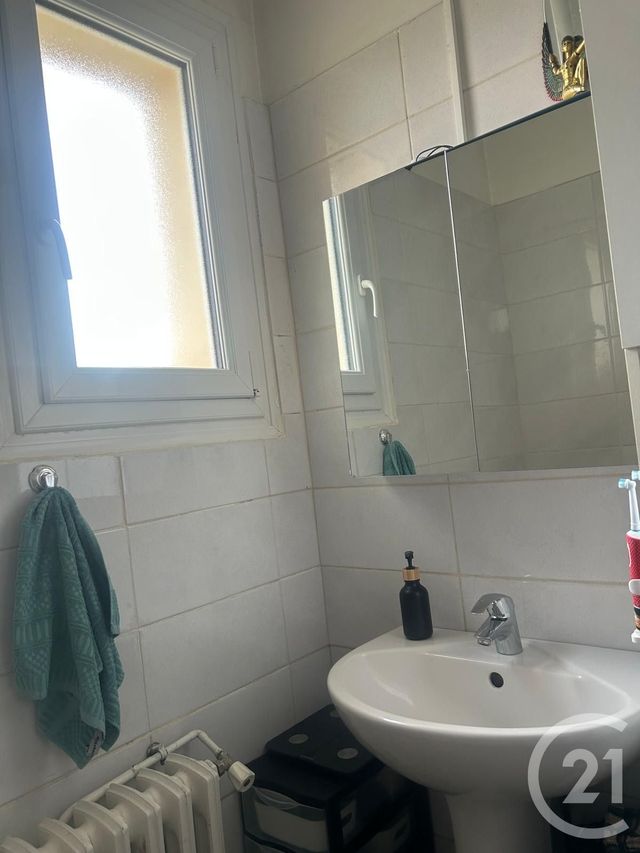 Maison &agrave; louer - 3 pi&egrave;ces - 64,24 m2 - Anet - 28 - CENTRE