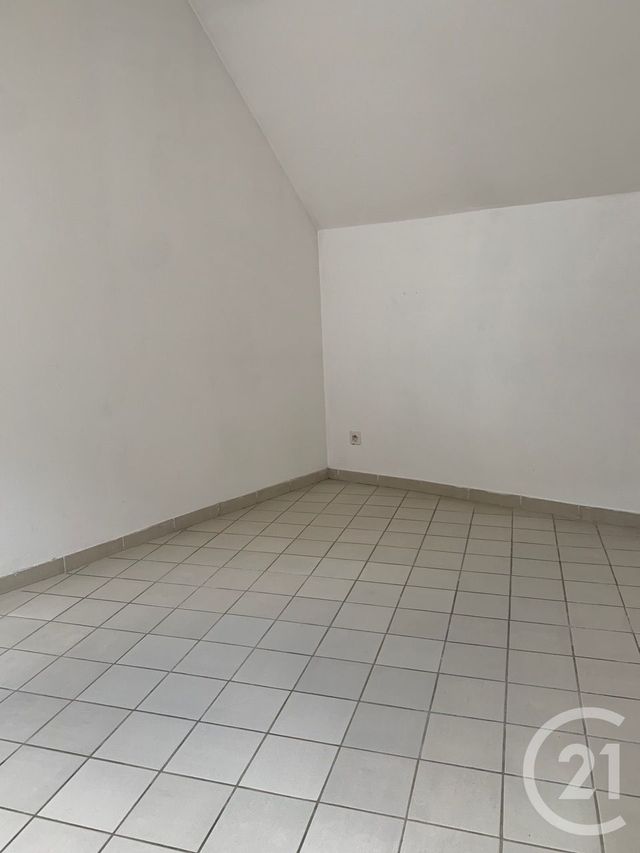 Appartement F2 &agrave; louer - 2 pi&egrave;ces - 28,69 m2 - Anet - 28 - CENTRE