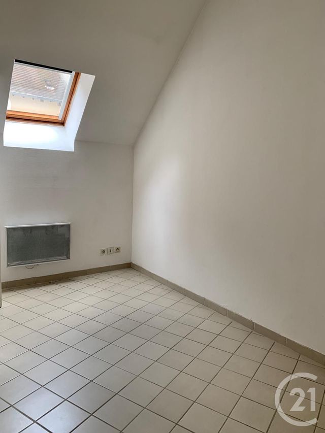 Appartement F2 &agrave; louer - 2 pi&egrave;ces - 28,69 m2 - Anet - 28 - CENTRE