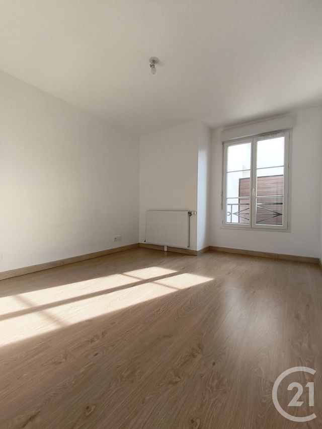 Appartement F3 bis &agrave; louer - 3 pi&egrave;ces - 58,03 m2 - Dreux - 28 - CENTRE