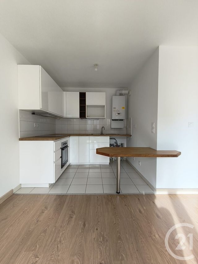 Appartement F3 bis &agrave; louer - 3 pi&egrave;ces - 58,03 m2 - Dreux - 28 - CENTRE