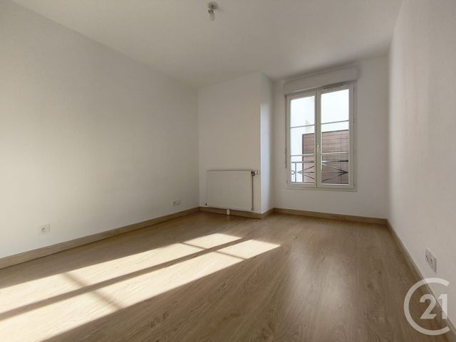 Appartement F3 bis &agrave; louer - 3 pi&egrave;ces - 58,03 m2 - Dreux - 28 - CENTRE