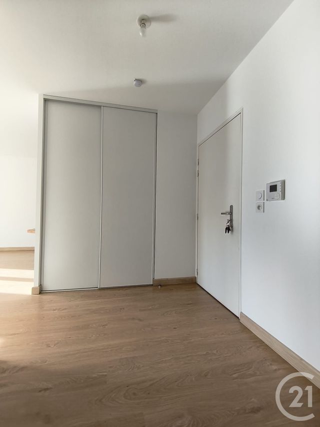 Appartement F3 bis &agrave; louer - 3 pi&egrave;ces - 58,03 m2 - Dreux - 28 - CENTRE