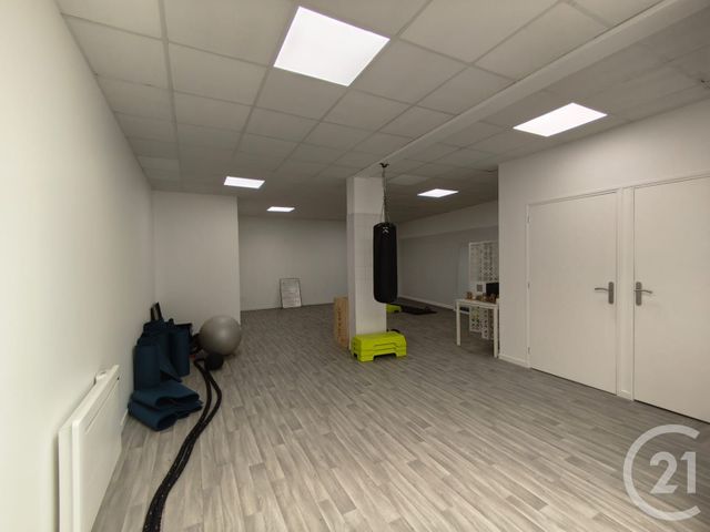 Maison &agrave; louer - 2 pi&egrave;ces - 120 m2 - Ivry La Bataille - 27 - HAUTE-NORMANDIE