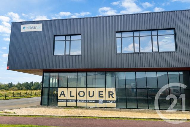 Maison &agrave; louer - 1 pi&egrave;ce - 520 m2 - Houdan - 78 - ILE-DE-FRANCE