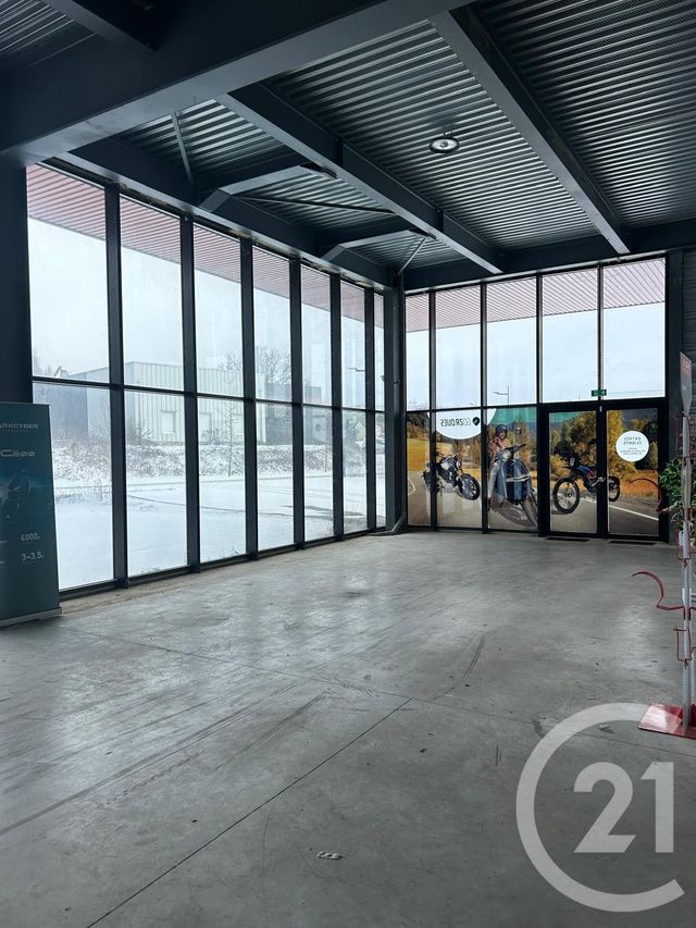 Maison &agrave; louer - 1 pi&egrave;ce - 520 m2 - Houdan - 78 - ILE-DE-FRANCE